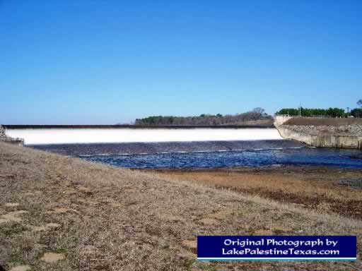 Blackburn Crossing Dam on Lake Palestine